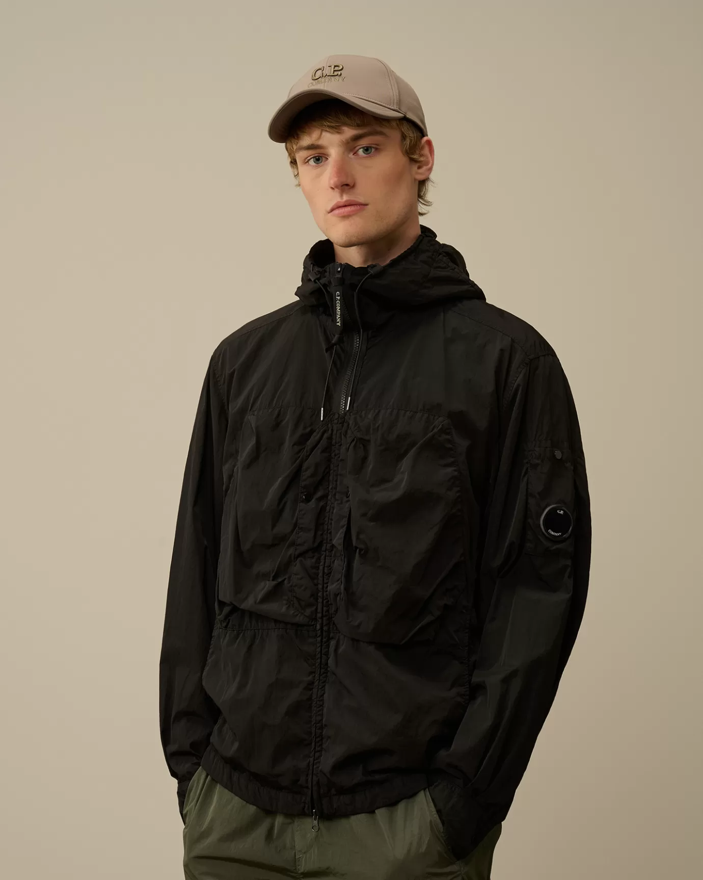 Chrome-R Hooded Overshirt<C.P. Company Best