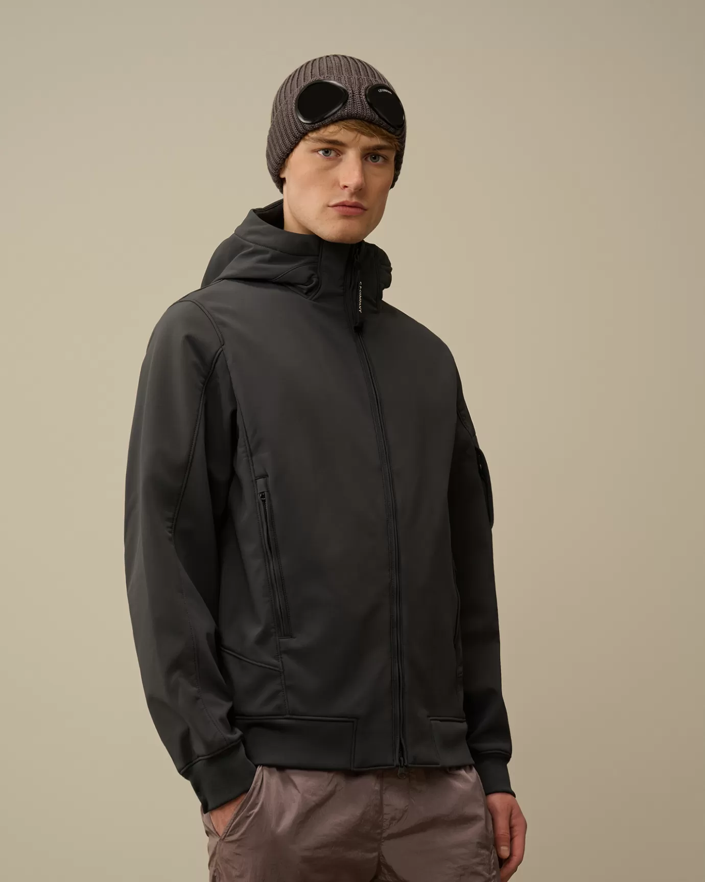 C.P. Shell-R Hooded Jacket<C.P. Company Online