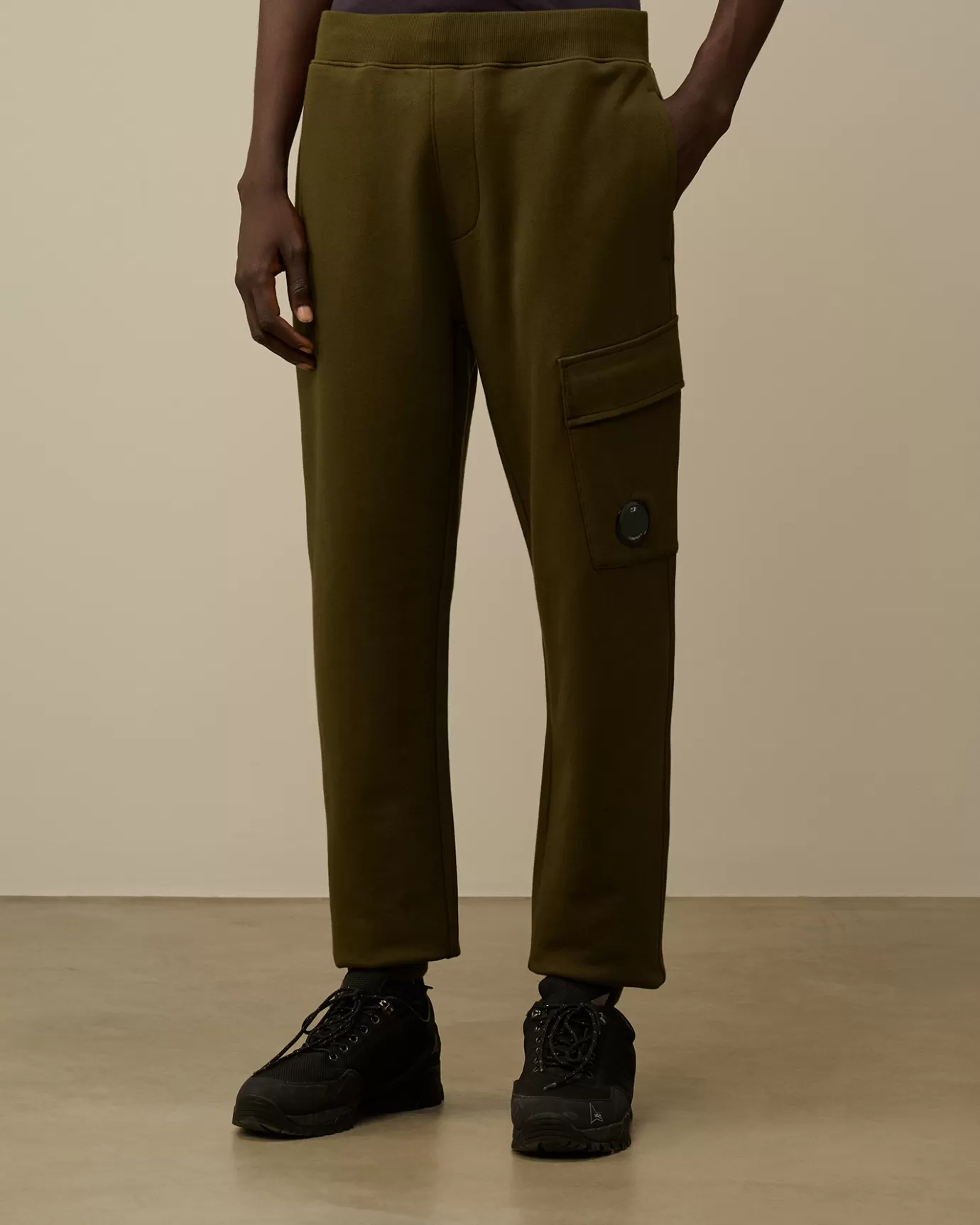 Diagonal Raised Fleece Cargo Sweatpants<C.P. Company Hot