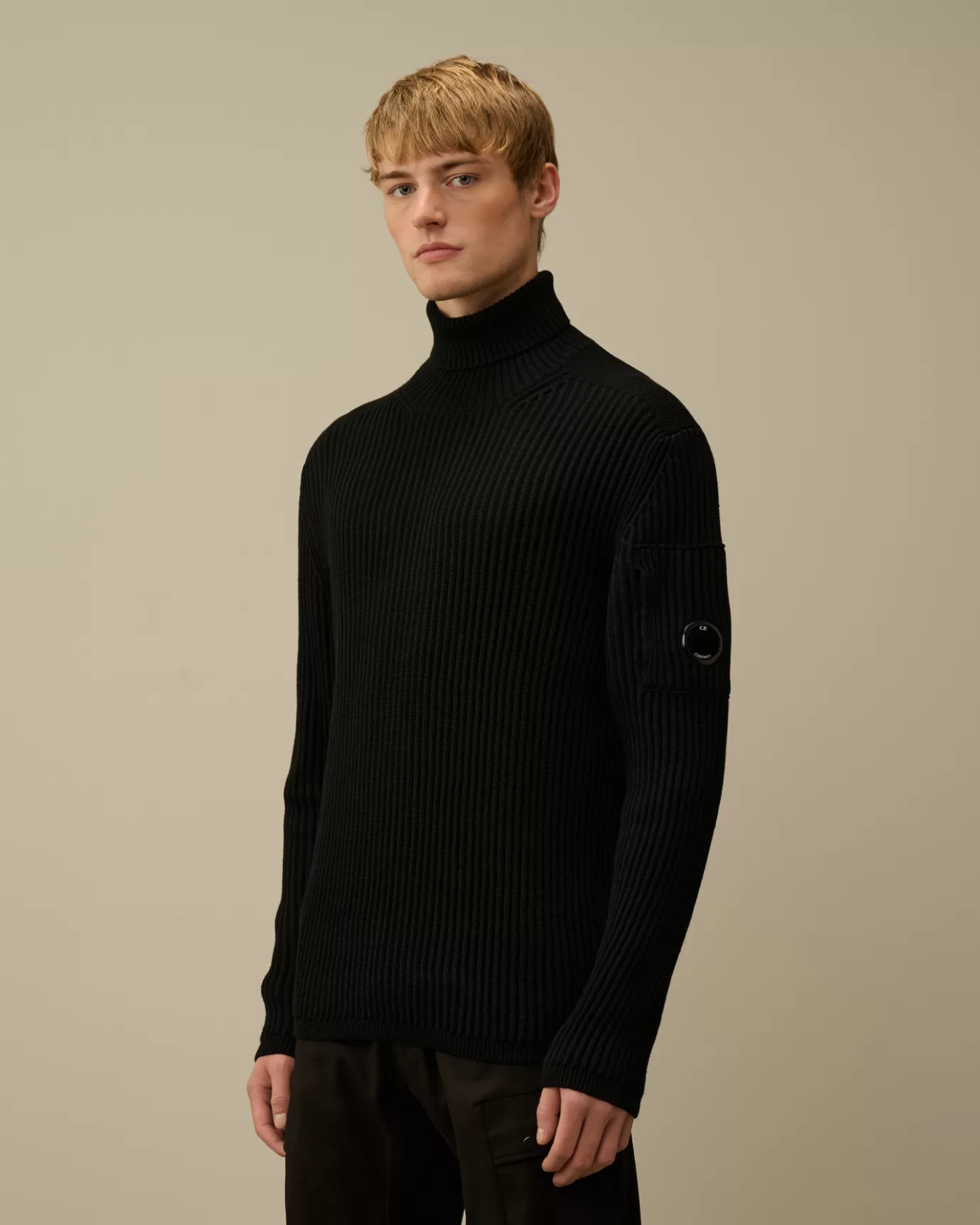 Re-Wool Turtleneck Knit<C.P. Company Hot