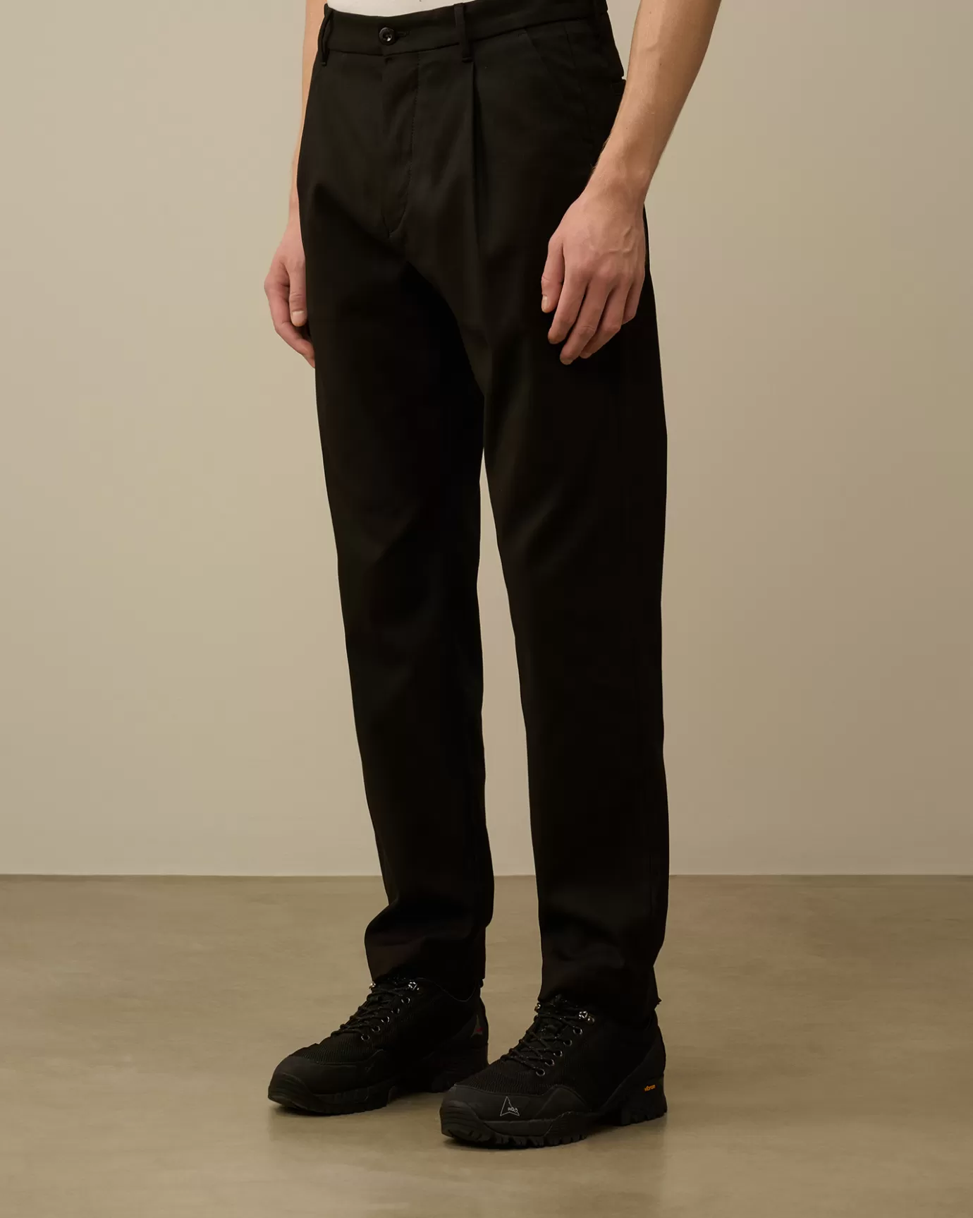 Superior Structure Stretch Loose Pants<C.P. Company Online